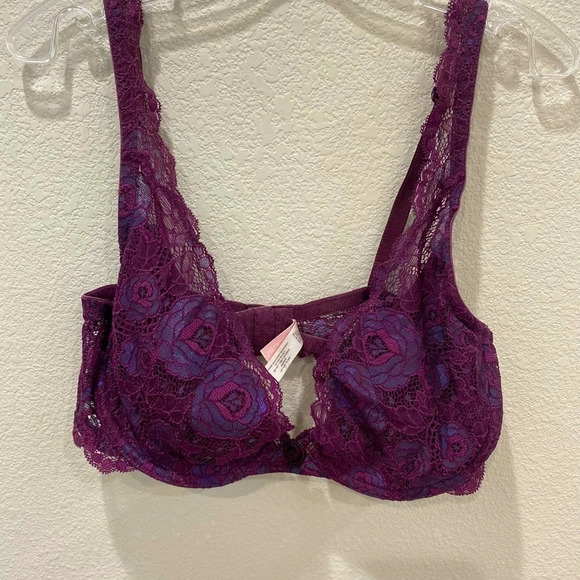 Victoria's Secret Other - Victoria’s Secret magenta  floral lace, lightly padded women’s bra 34D